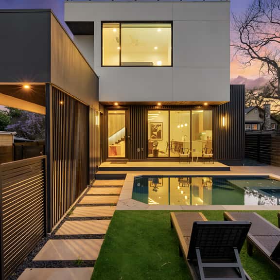 Sleeps 8 Luxury Home near Zilker - Image 1